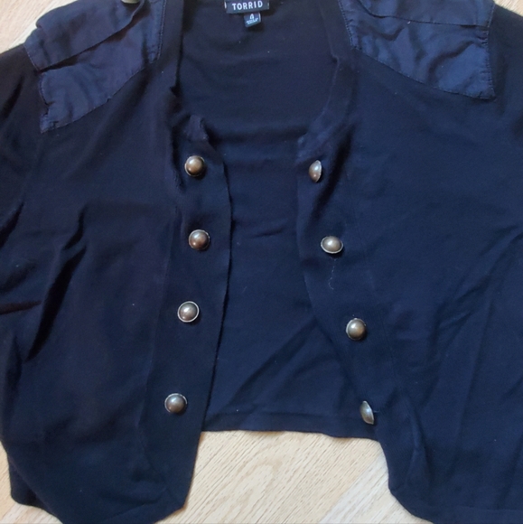 Torrid woman's size 4 cardigan - Picture 2 of 7